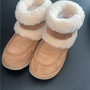 Cozy Tan and Cream Shearling Ugg Boots